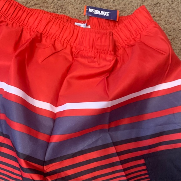 Men's Swim Trunks Red Black M Large XL New - Picture 3 of 4